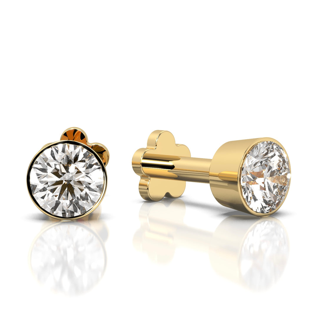 Flat Flower Back Threaded Solitaire Stud Earring (Single Piece)